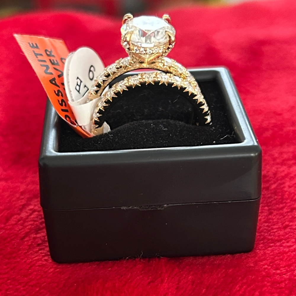 Luxury 6.0 CTW Moissanite Diamond Gold bridal wedding Ring Set size 9 - Picture 4 of 8